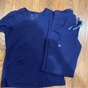 Figs XS scrubs